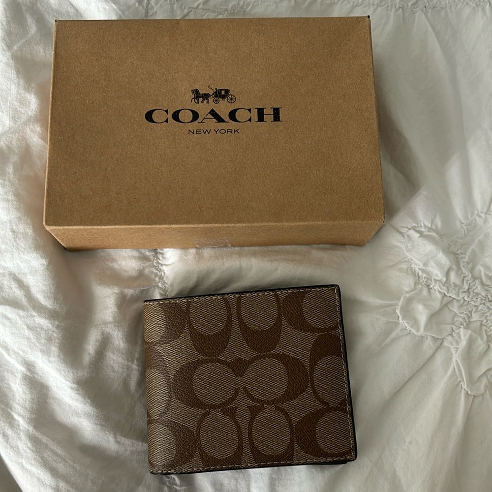 NWT Men’s Coach Wallet